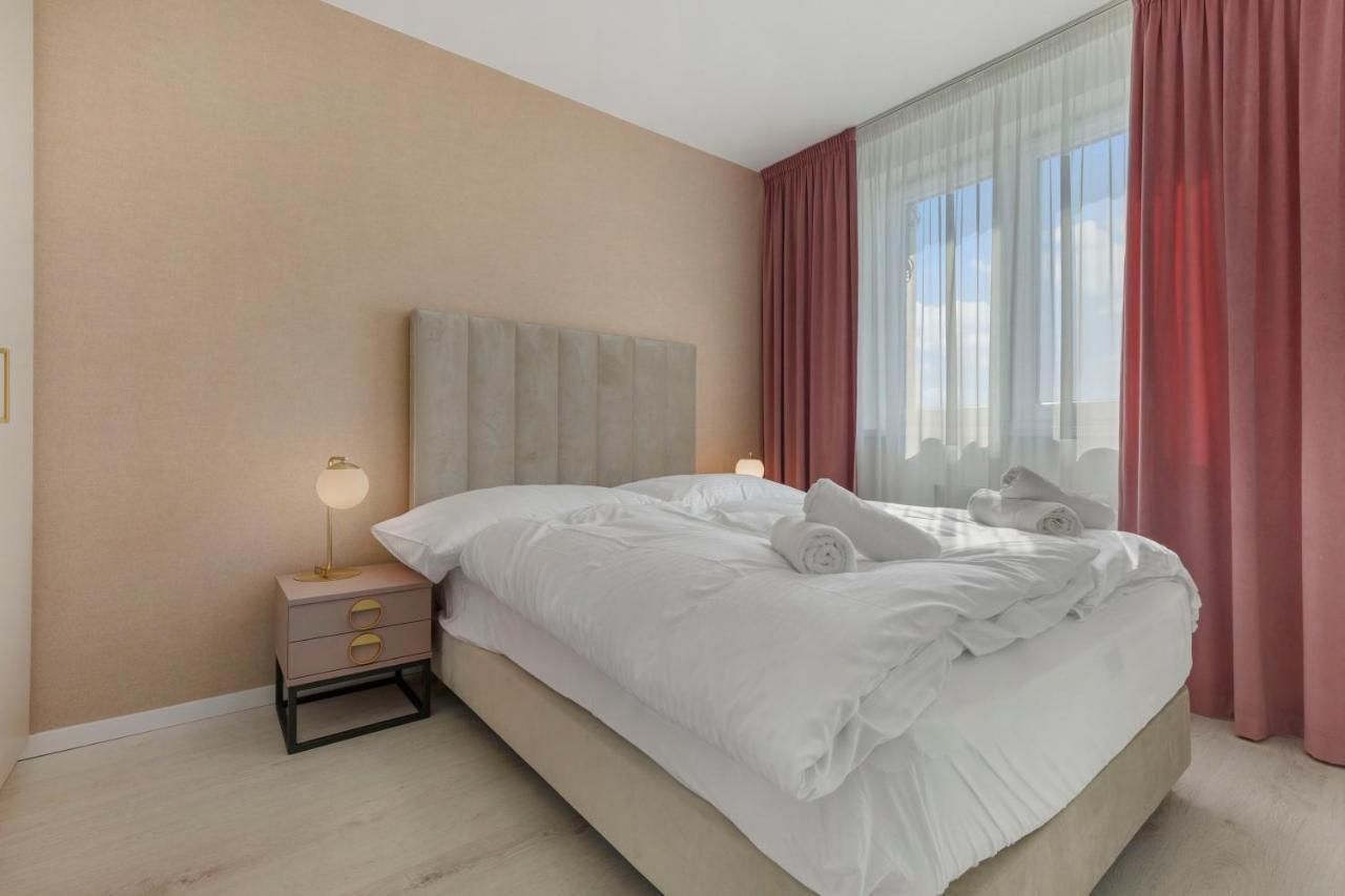 Lam Rose - Ac - Terrace Apartment Bratislava Exterior photo
