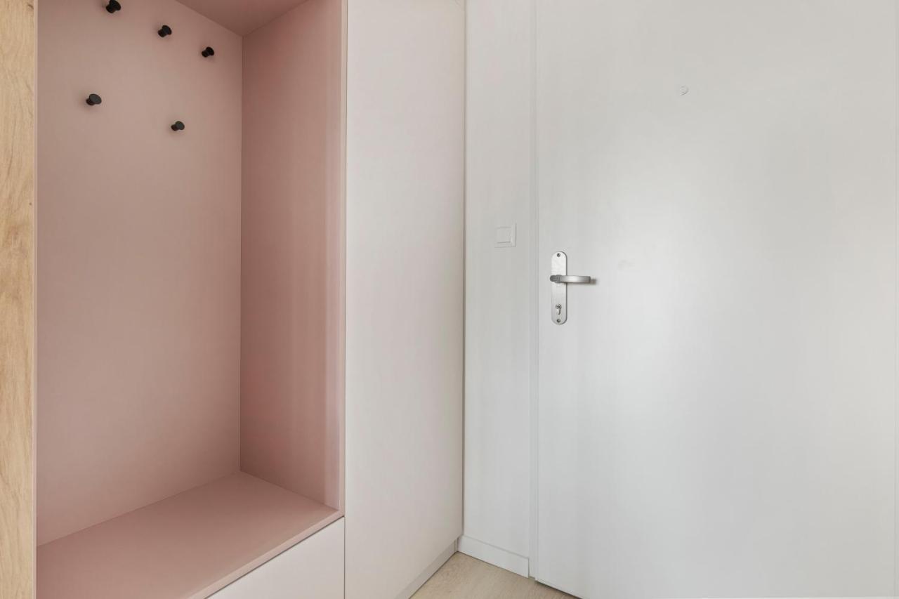 Lam Rose - Ac - Terrace Apartment Bratislava Exterior photo