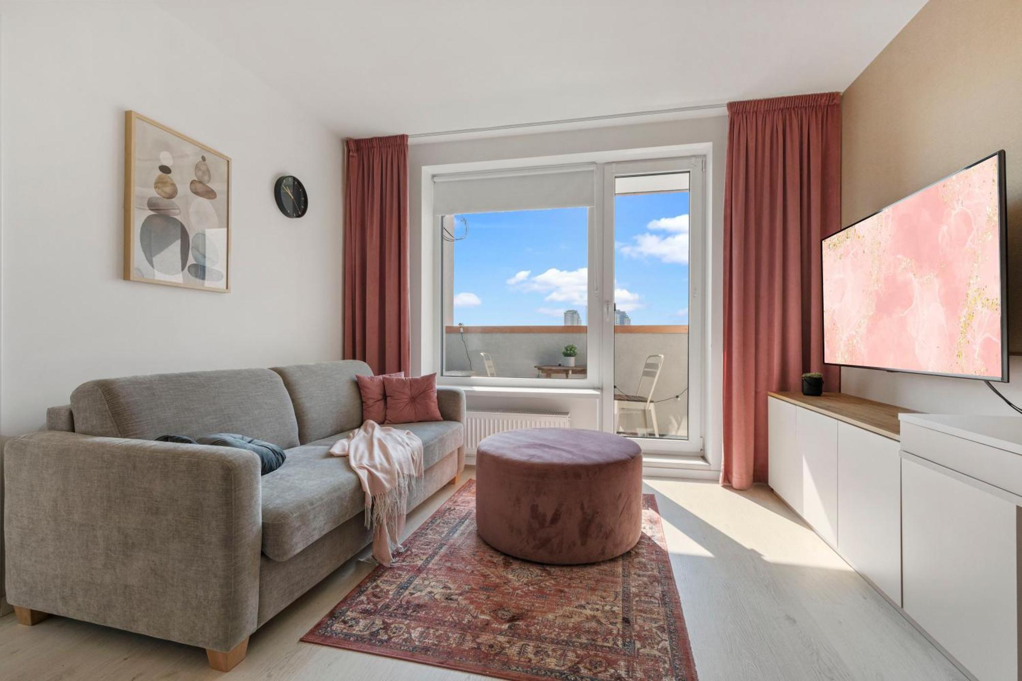Lam Rose - Ac - Terrace Apartment Bratislava Exterior photo